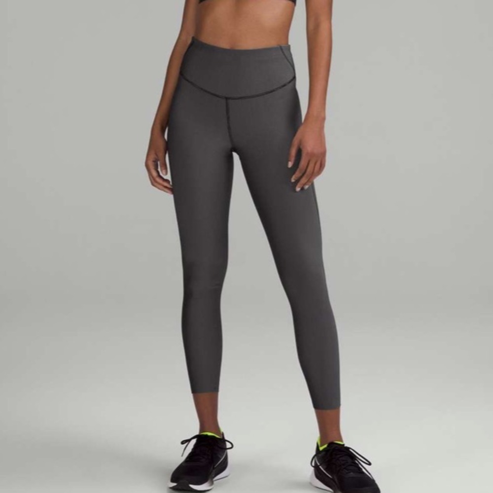 Lululemon 2022 Base Pace High-Rise Tight 25" Two-Tone Ribbed Black Gray